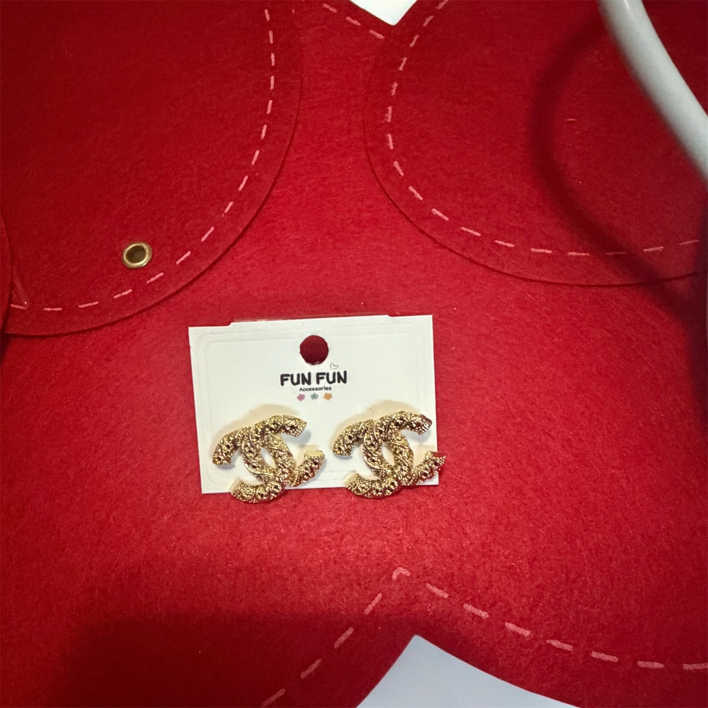 Cc gold stud