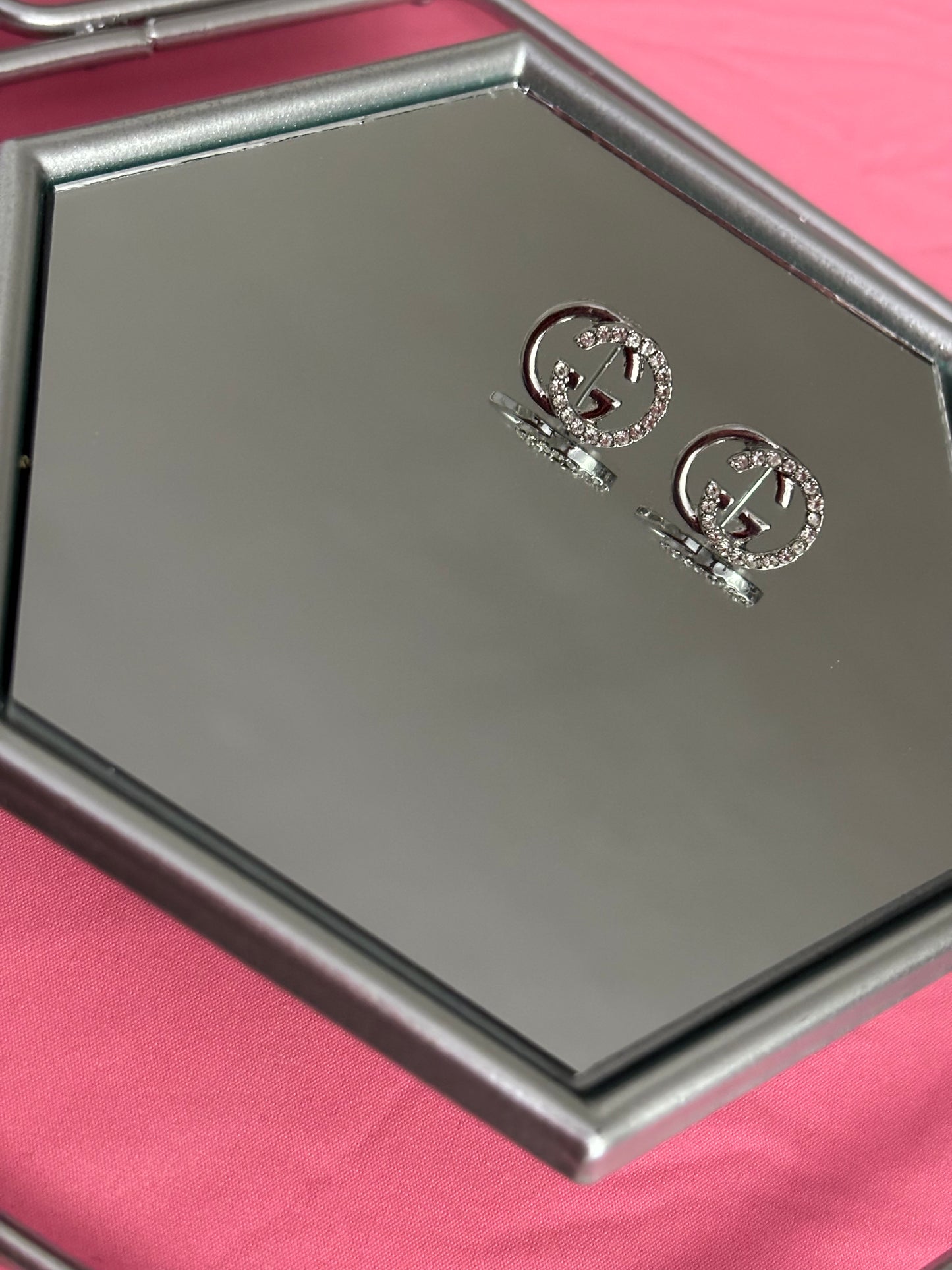 GG silver earrings