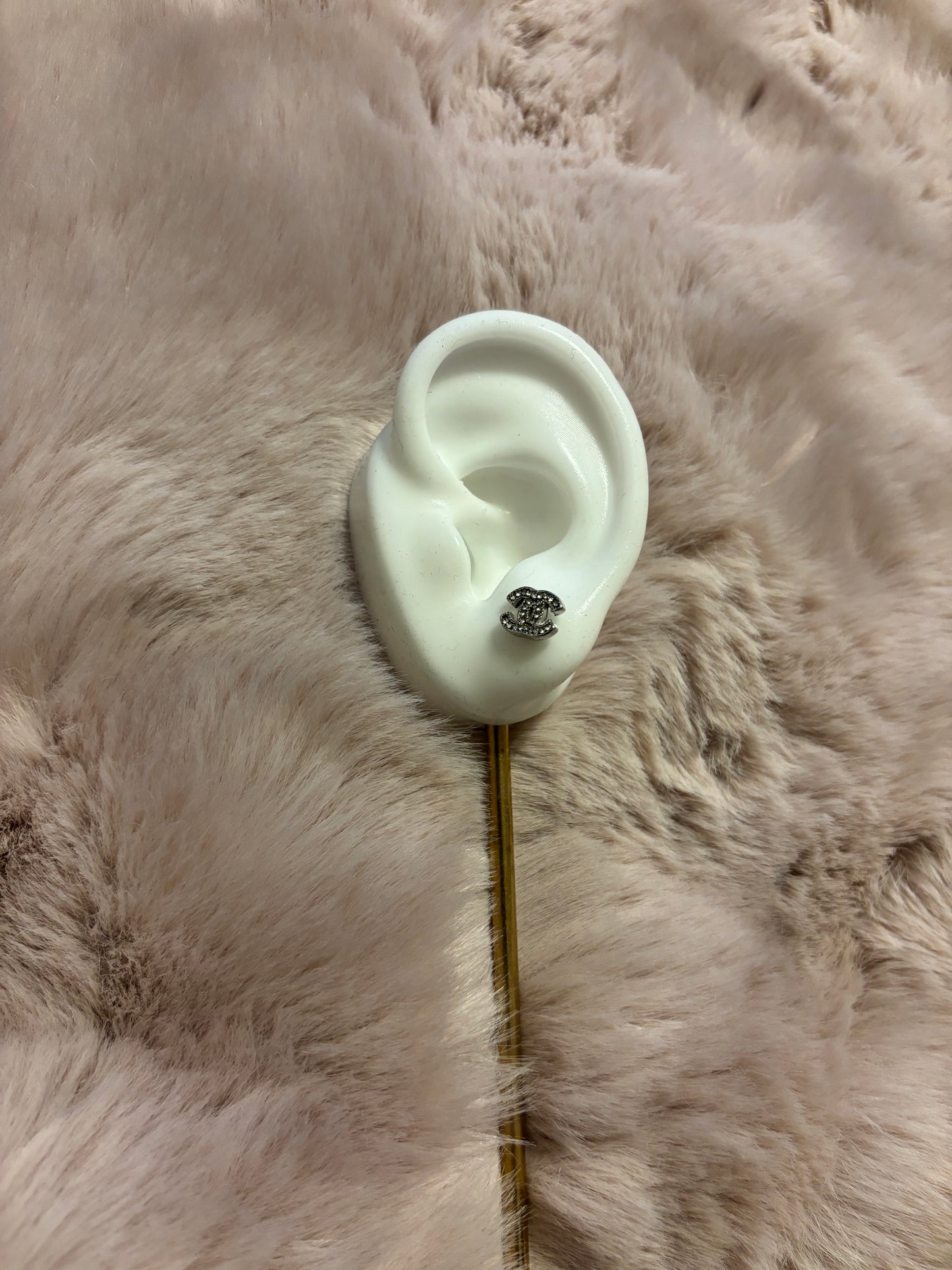 Paris cc silver earrings