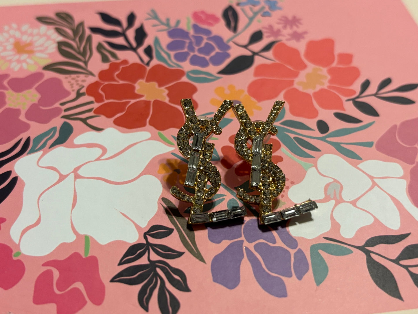 Ys crystal earrings