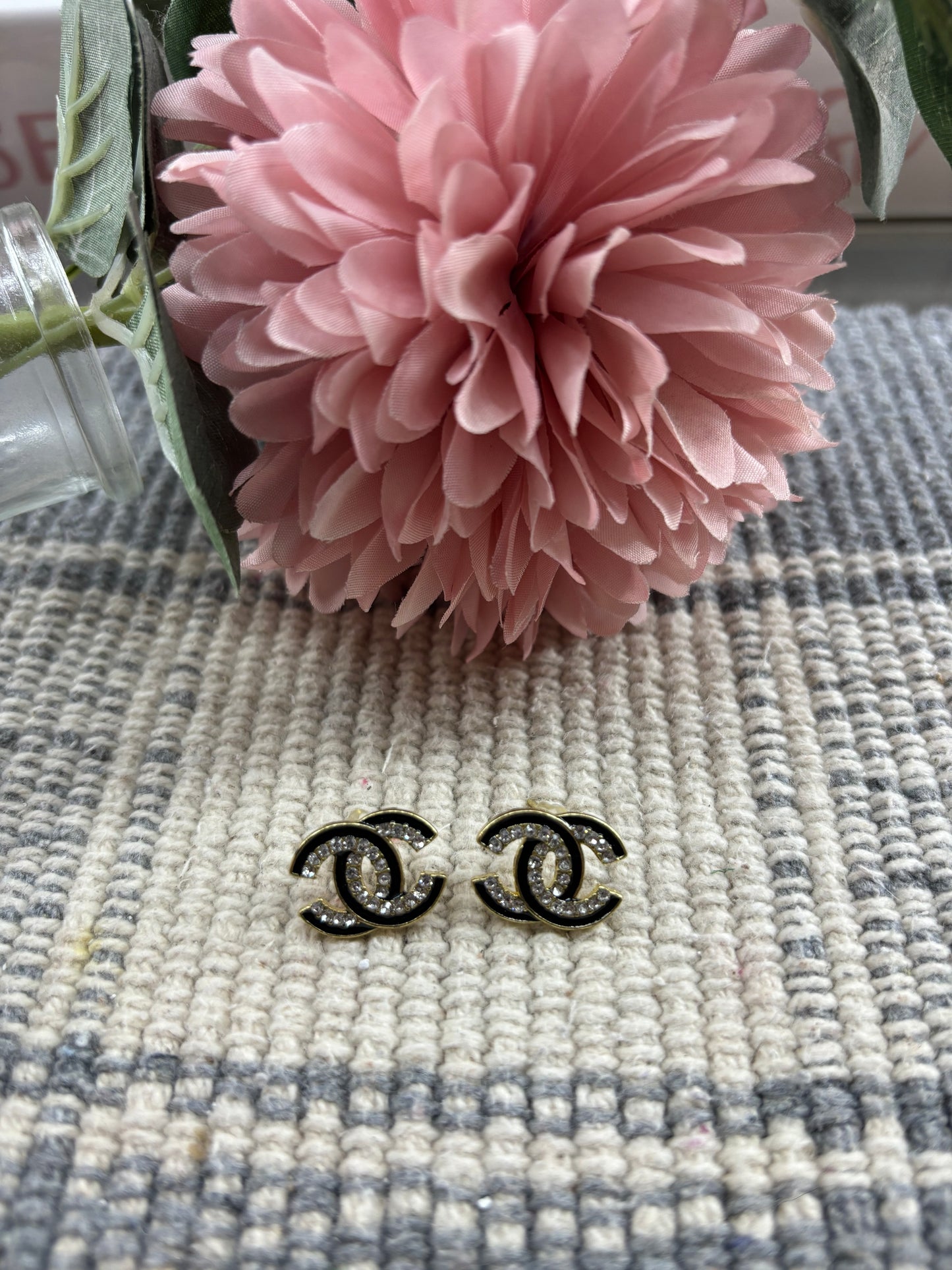 Fashion cc earrings