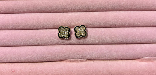 Juli clover earrings