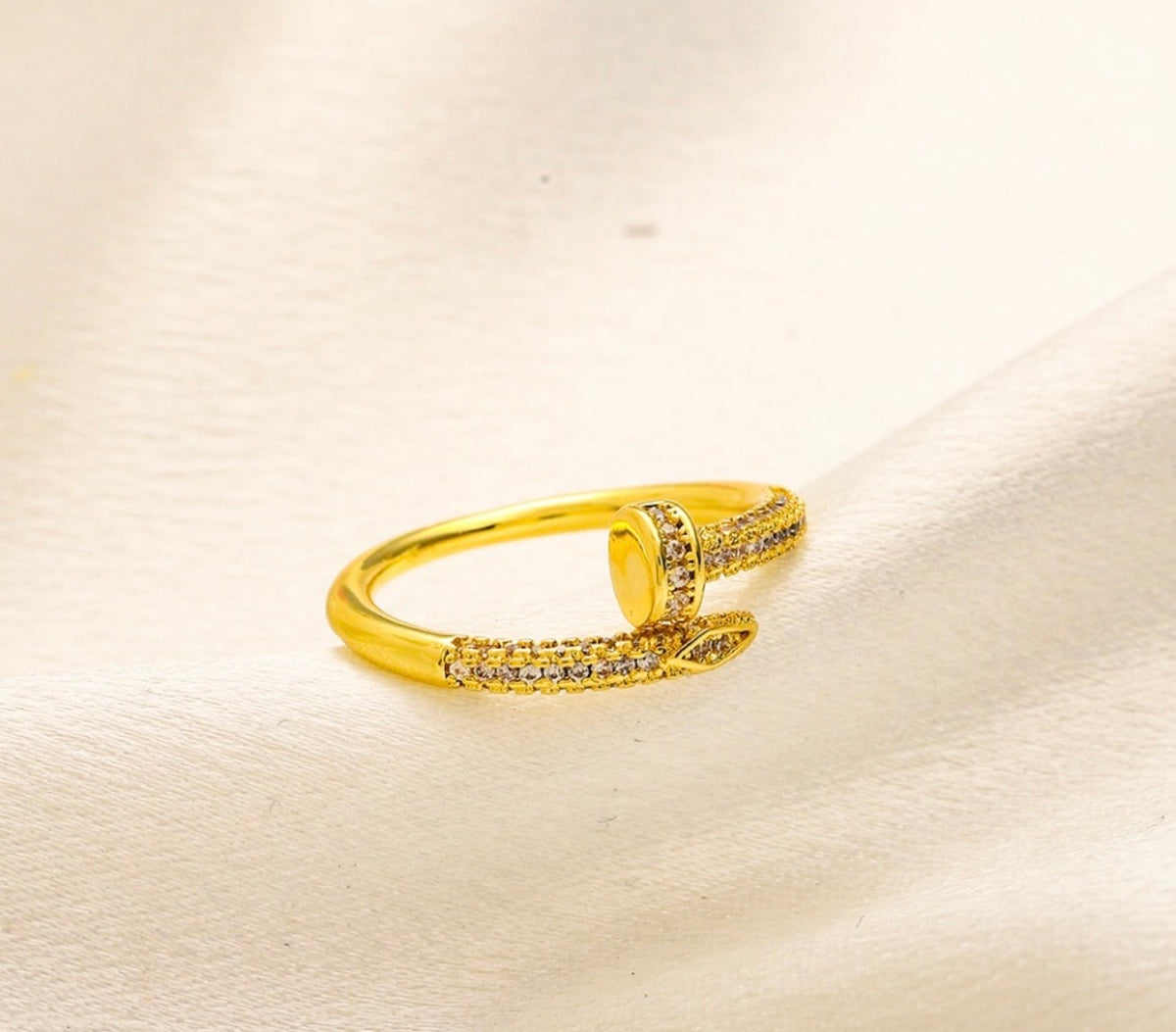 Luxe ring (one size)