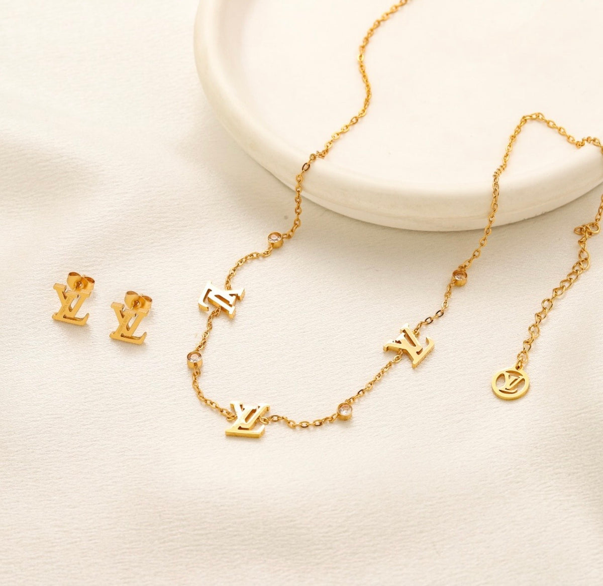Patricia set