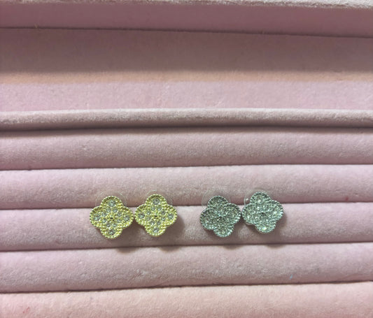 Olivia clover earrings