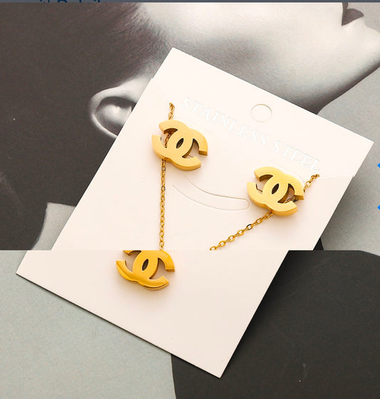 Simple gold Cc 2 piece set