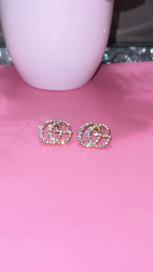 Medium gold Gg earrings